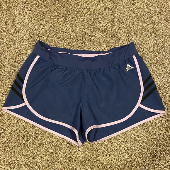 Adidas Women’s Sz L Shorts - Picture 1 of 4